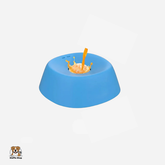 Bol à lécher pour Staffie