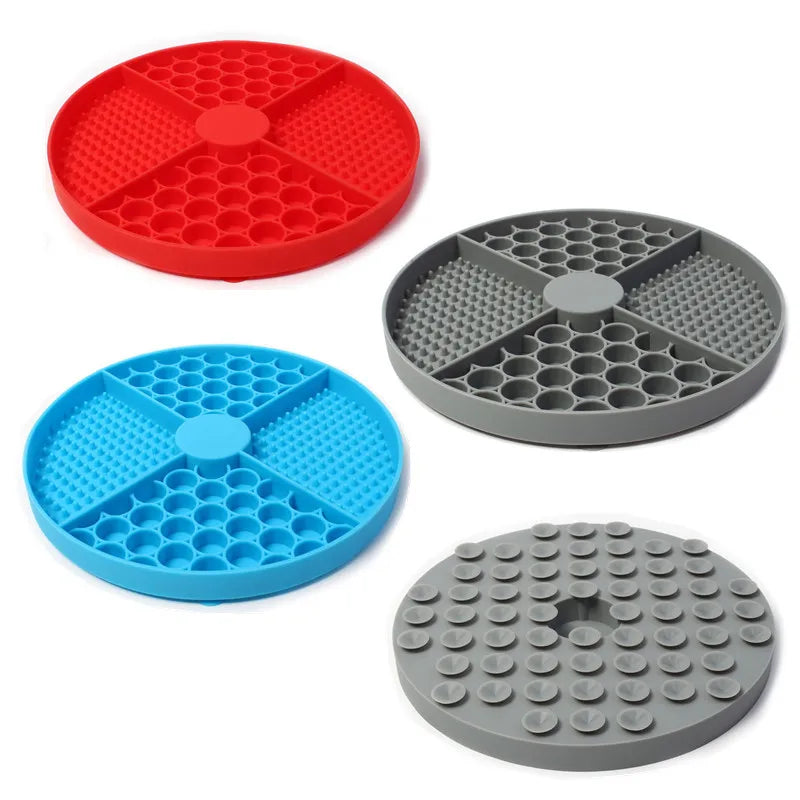 Tapis de léchage rond pour Staffie
