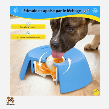 Bol à lécher pour Staffie