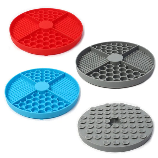 Tapis de léchage rond pour Staffie